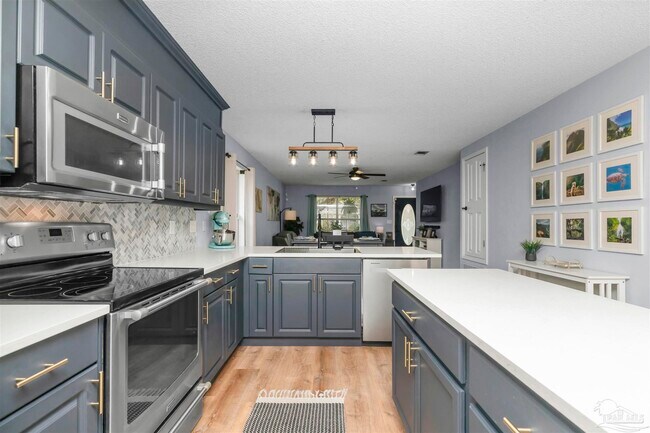 Building Photo - 1512 Galvin Ave