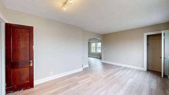 Building Photo - 7401 Jameson Rd