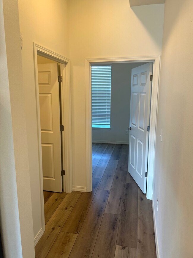 Building Photo - Evergreen Multiplex