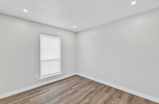 Building Photo - 2308 Foxcroft Ln