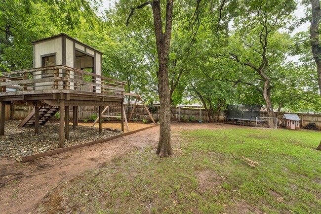 Building Photo - 3822 Marked Tree Dr