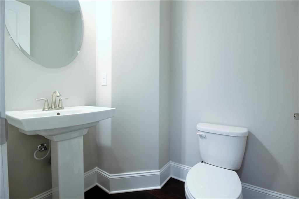 Building Photo - 1959 Townsend Ct