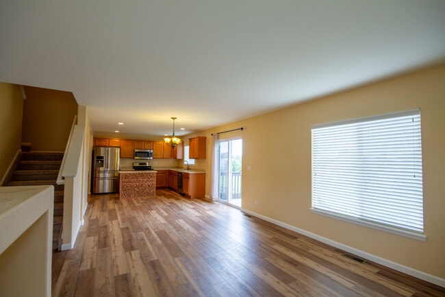 Building Photo - 5747 Jaguar Way