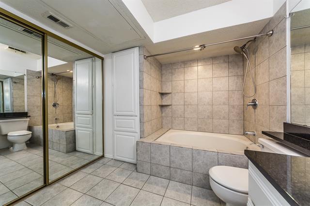 Building Photo - 4242 Capistrano Dr