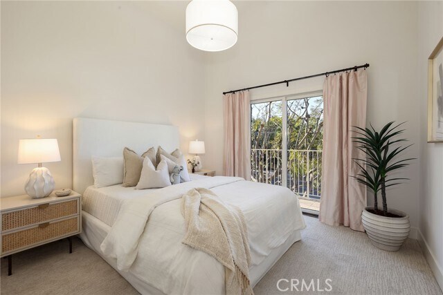 Building Photo - 1870 Port Charles Pl