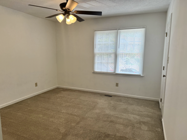 Building Photo - Beautiful Cary Townhome