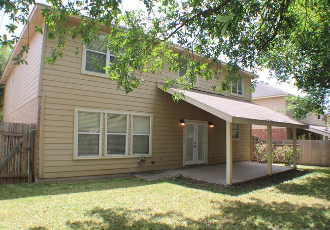 Building Photo - Beautiful Rental now available in Thistle ...