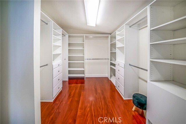 Building Photo - 5512 Leghorn Ave