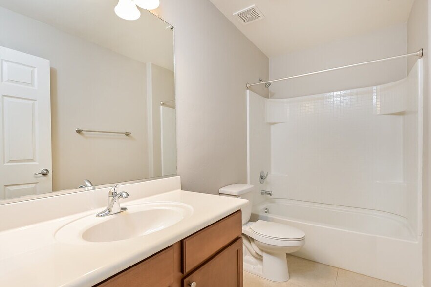 Building Photo - 8301 W Melanitta Dr