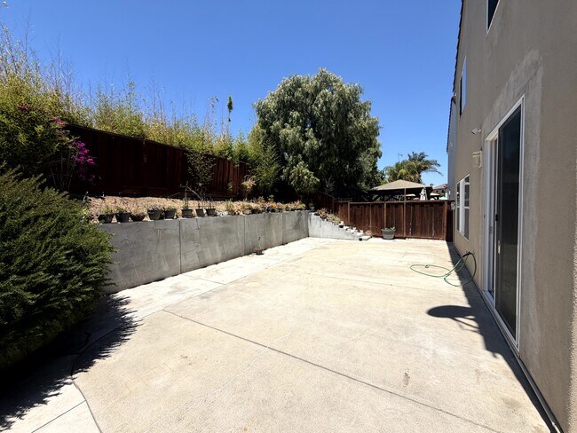 Building Photo - 1537 Oyster Bay Ct