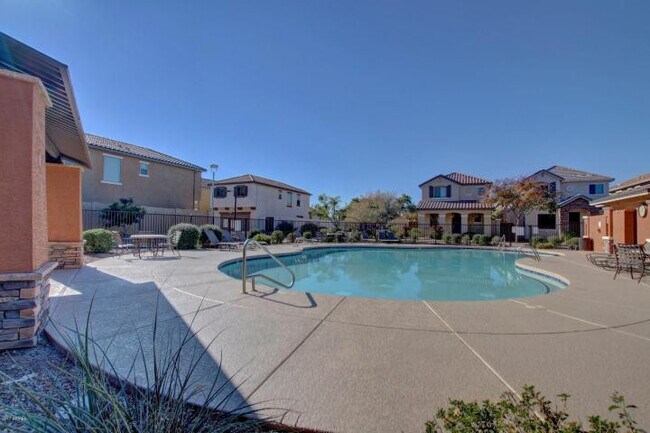 Building Photo - 1674 E Joseph Way