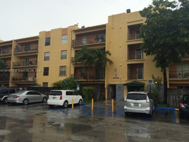 Primary Photo - 5755 W 20th Ave