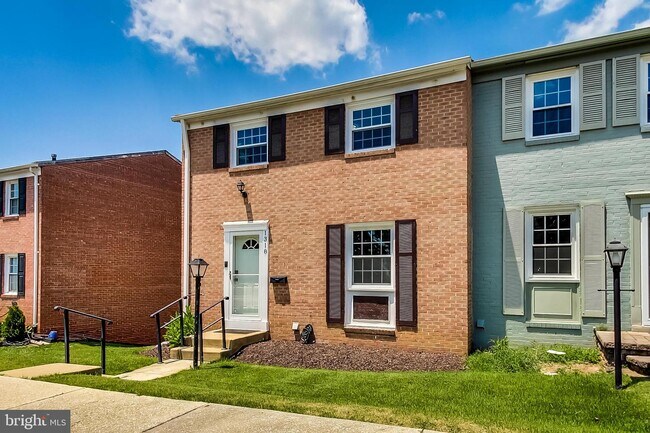 Building Photo - 1318 Palmer Rd