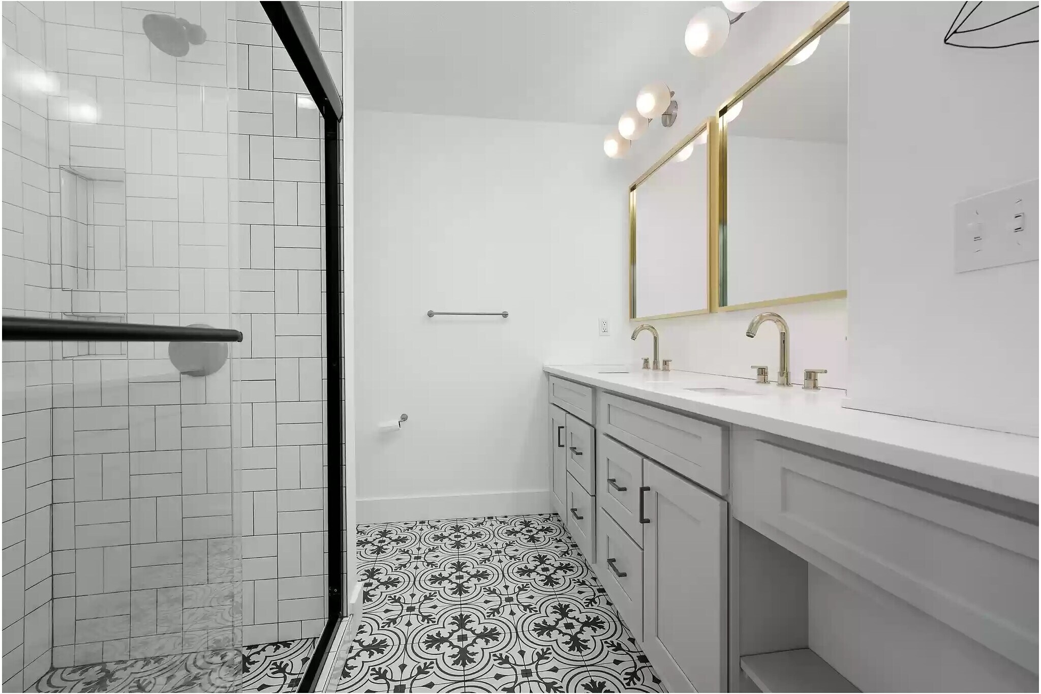 Building Photo - 172 39th St