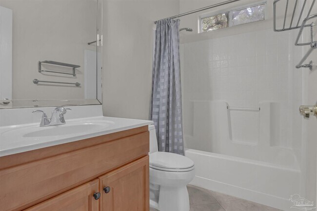 Building Photo - 1490 Chalet Pl
