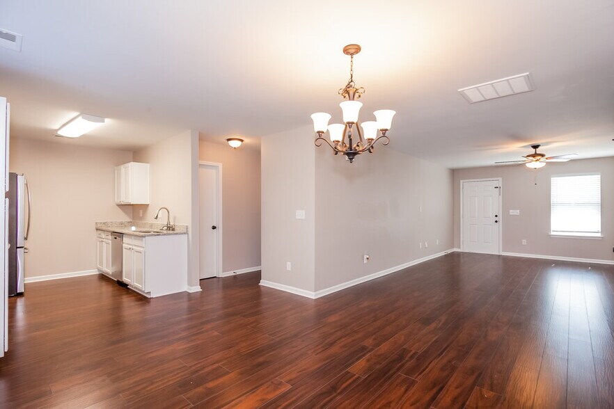 Building Photo - 11804 Kilrush Dr