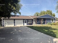 Building Photo - 2256 Lost Dauphin Rd