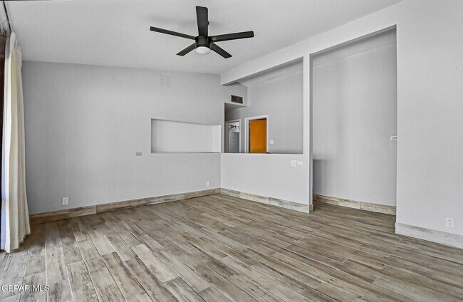 Building Photo - 2801 Polk Ave
