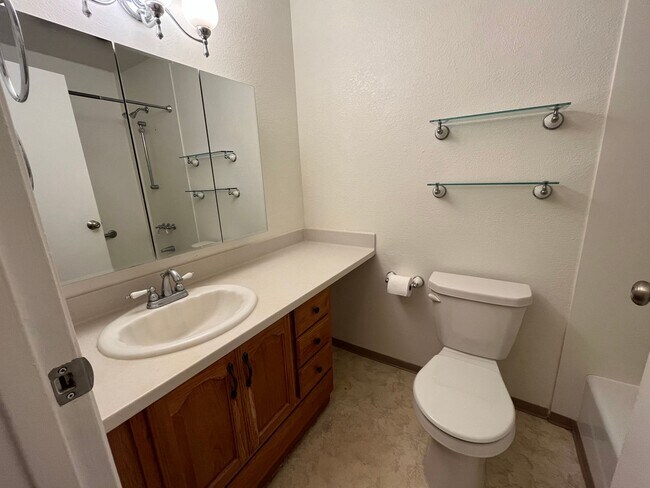 Building Photo - 94-741 Meheula Pkwy #20C