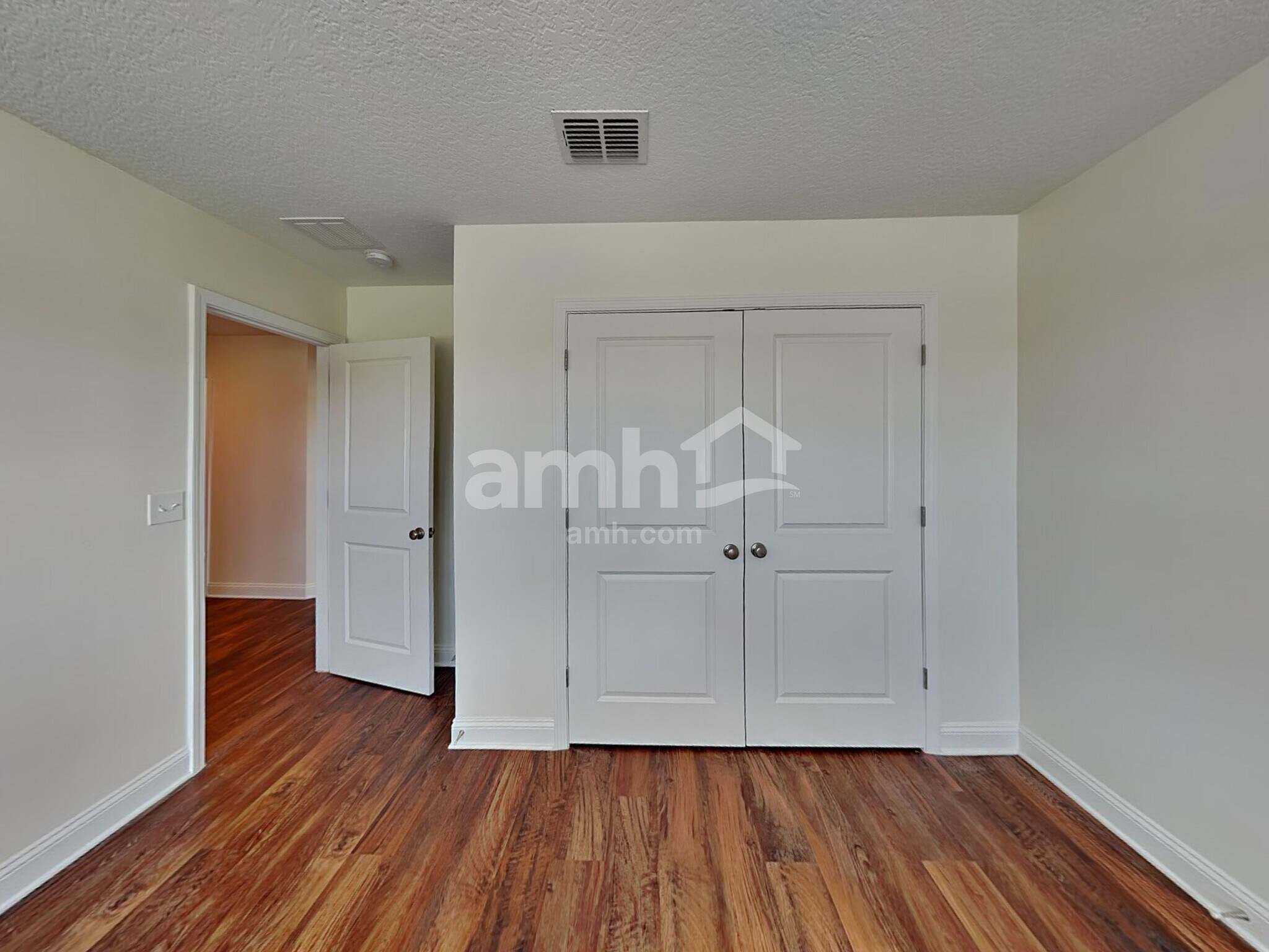 Building Photo - 32 Atlanta Dr