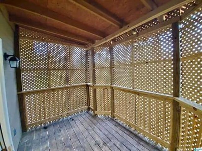 Building Photo - Cozy 3BR/2BA Home with Open Living Space