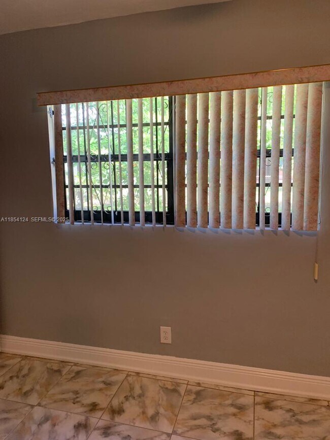 Building Photo - 1211 NW 188th Terrace