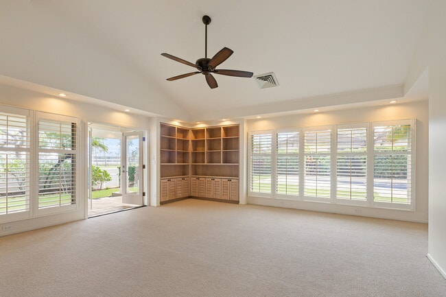 Building Photo - 4639 Waipahee Pl