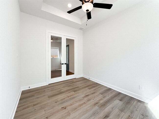 Building Photo - 1015 Windy Creek Path