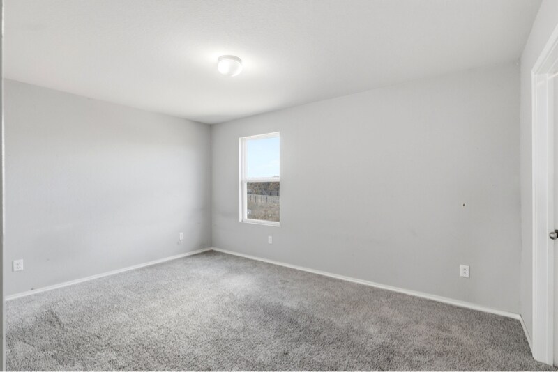 Building Photo - 12031 Silver Valley