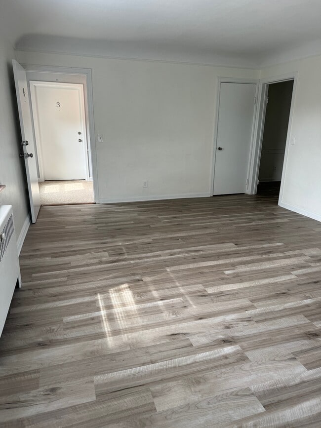 Building Photo - 3148 Werk Rd