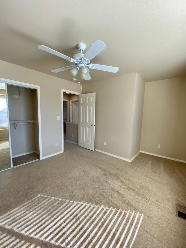 Building Photo - 1048 Scarlet Oak Dr