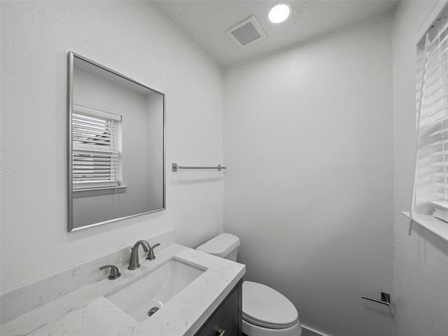 Building Photo - 1409 Morrison Dr