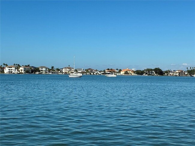 Building Photo - 113 12th St