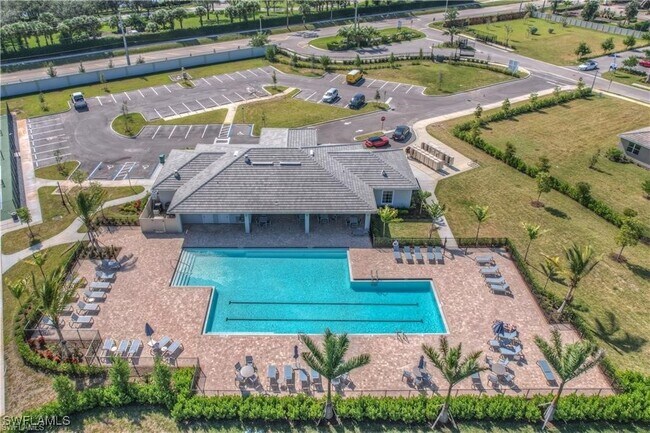 Building Photo - 534 Kamari Cv