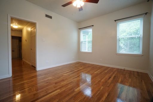 Building Photo - Bel Meade Beauty with Heated Pool and Hot-tub