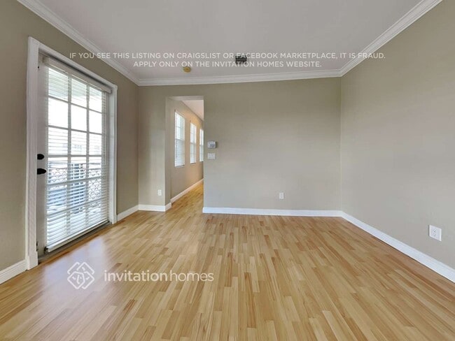 Building Photo - 720 NW 83rd Pl