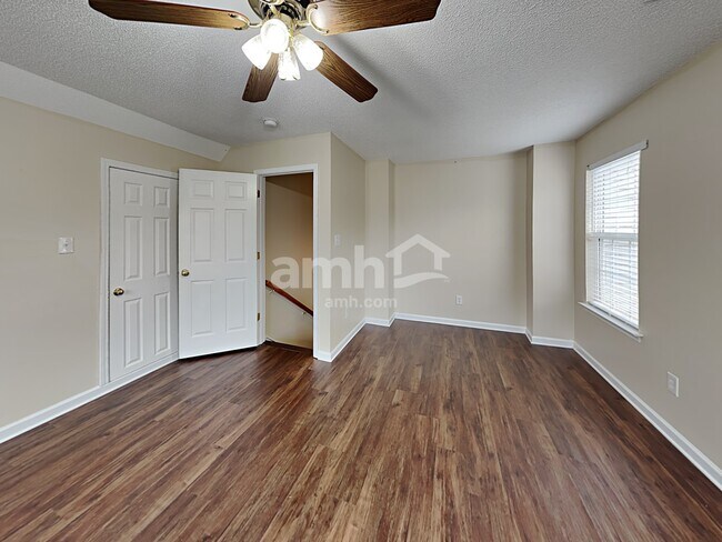 Building Photo - 4894 Aldridge Pl NW