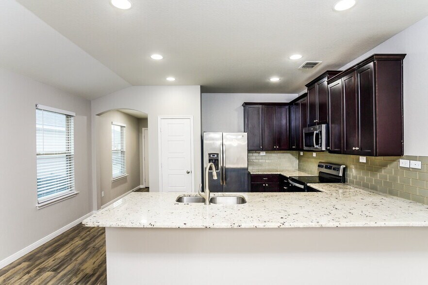 Building Photo - 2028 Atticus Dr