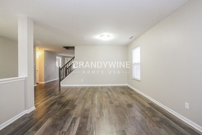 Building Photo - Fully Fenced 4 bedroom in Perry Township