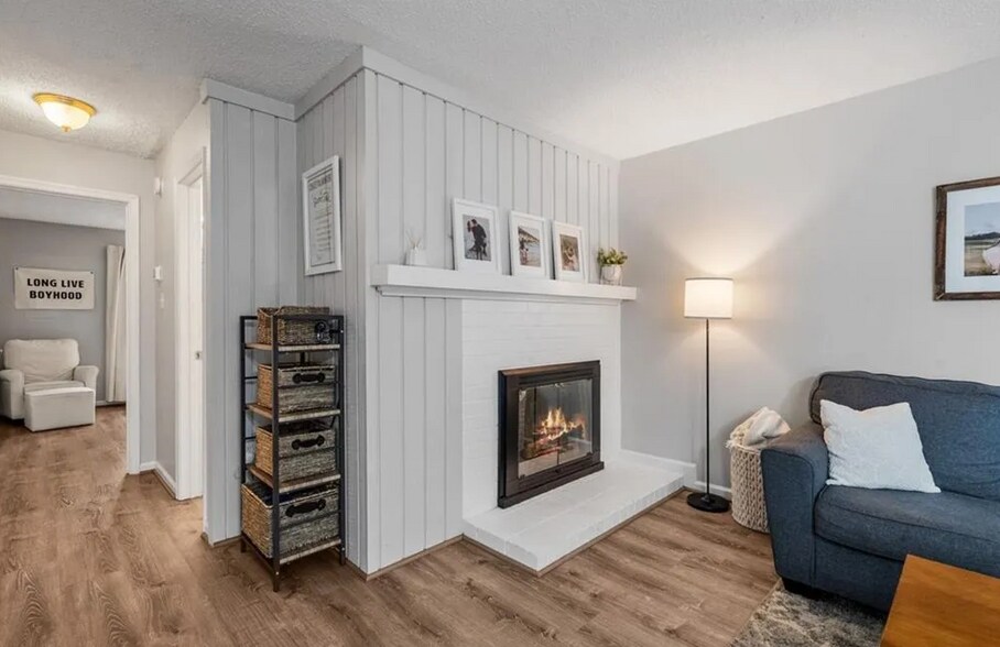 Building Photo - 1156 Ocean Pebbles Way