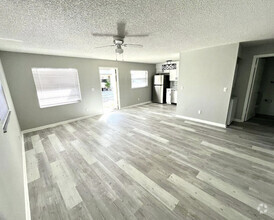 Building Photo - Canterbury Place Apartments