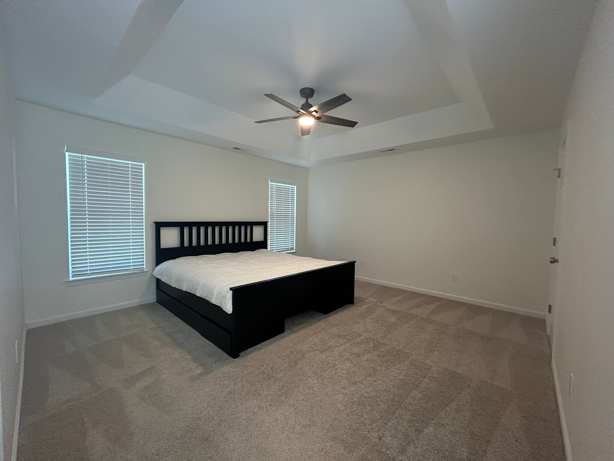Building Photo - 4015 Lake Charles Way