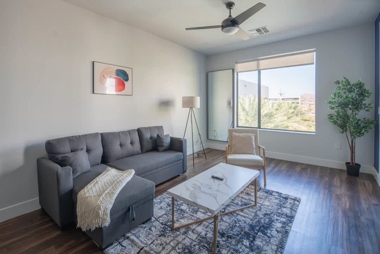 Building Photo - 701 W Rio Salado Pkwy