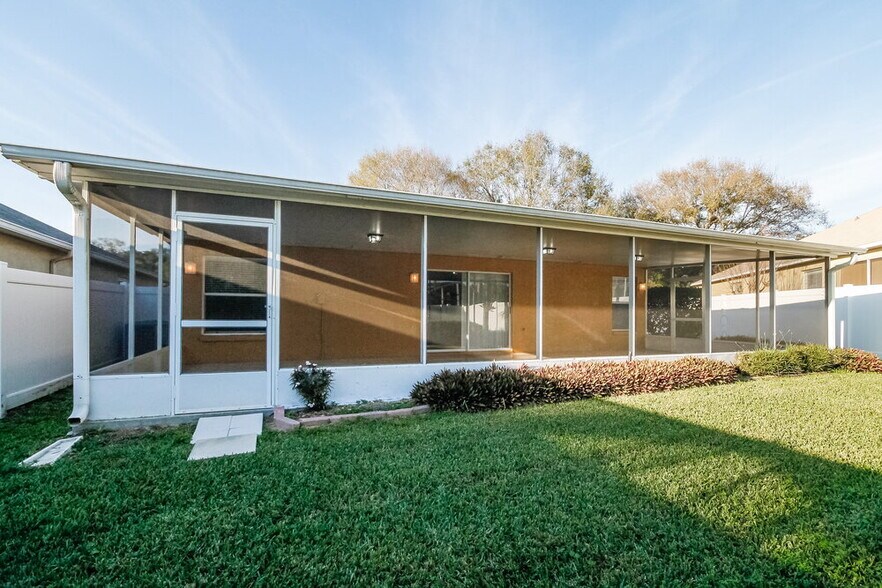 Building Photo - 25151 7 Rivers Cir