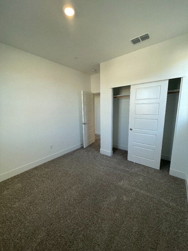 Building Photo - 4803 Lukella Dr