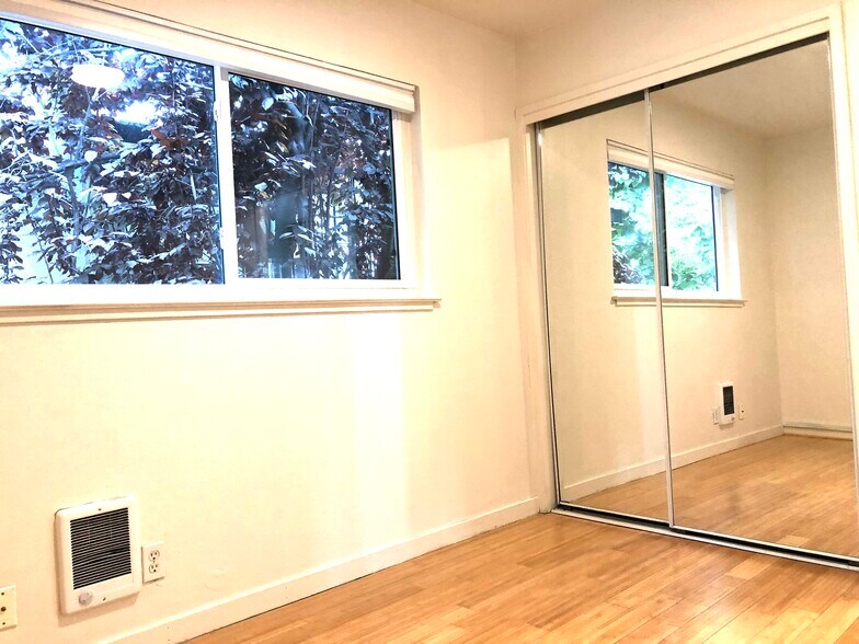 Building Photo - 3019 Bateman St