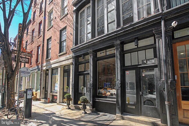 Building Photo - 120 N 3rd St