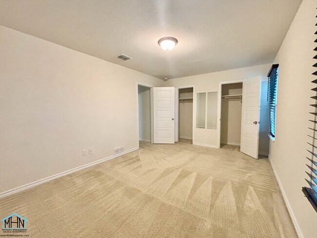 Building Photo - Welcome and Discover this thoughtfully des...