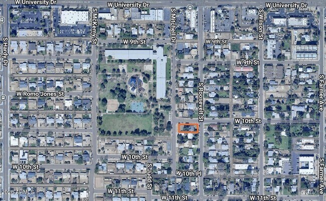 Building Photo - 1002 S Roosevelt St