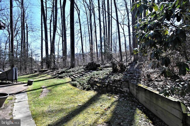 Building Photo - 306 Cedar Hill Rd